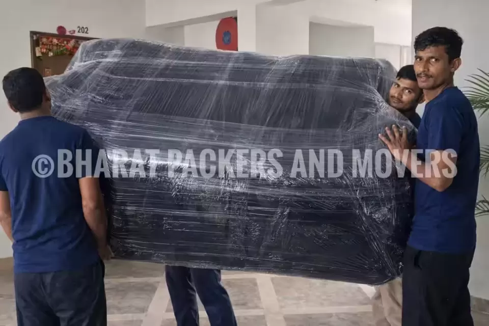 Loading and Unloading services in patna - real job photo by Bharat Packers and Movers
